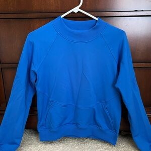 Lululemon sweatshirt size 4